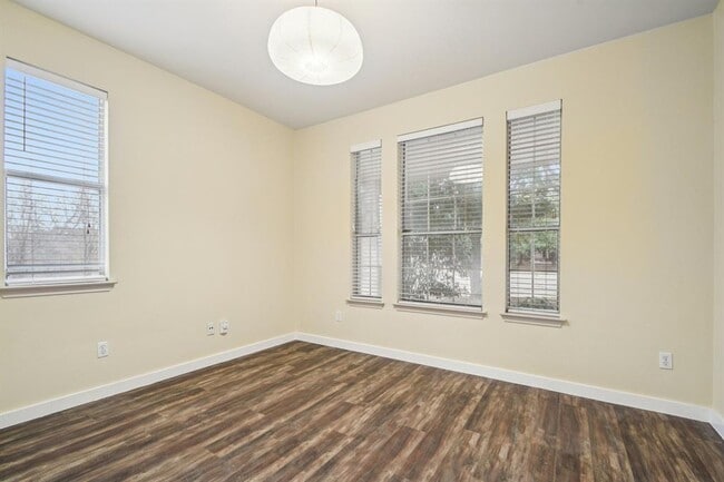 Building Photo - 4508 Chesney Ridge Dr