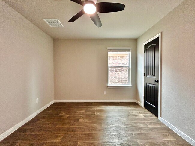 Building Photo - 144 Callado Cir