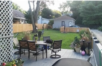 Building Photo - 276 Merriman Rd