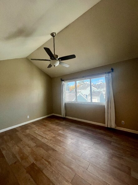 Building Photo - 5941 Main Ave