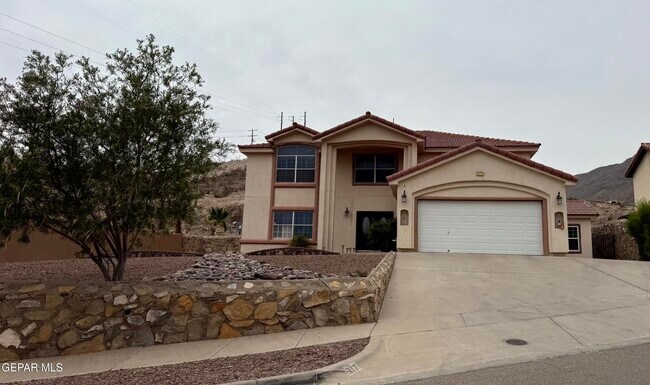 Primary Photo - 317 Zenith Dr