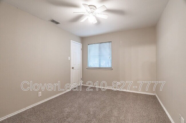 Building Photo - 7121 Lynn Lake Dr