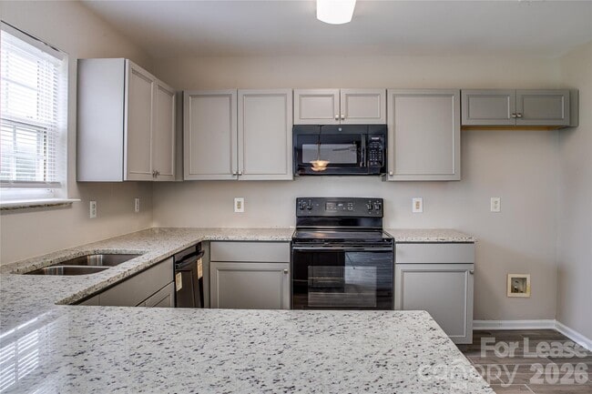 Building Photo - 2035 Speedwell Ct