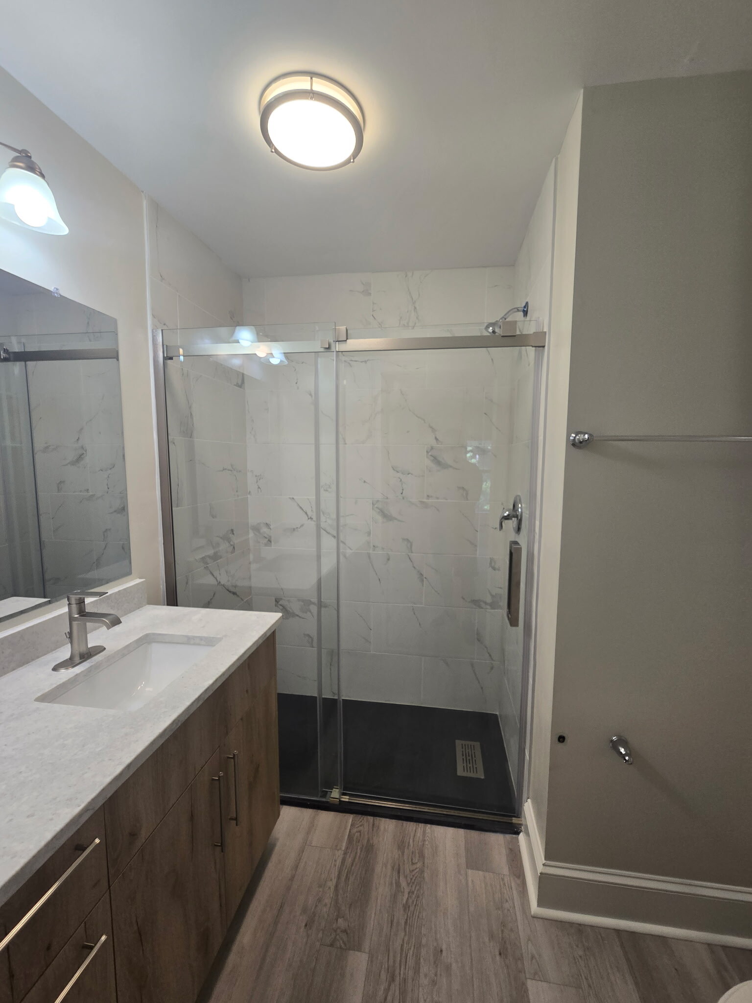 Shower - 5314 Park Road
