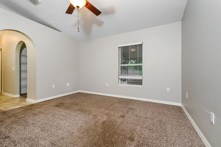 Building Photo - 1734 Eagle Pines Circle