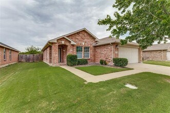 Building Photo - 16317 Severn Ln
