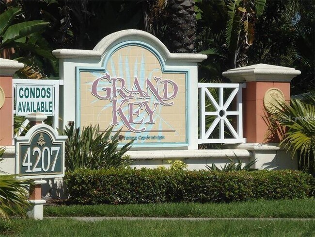 Building Photo - 4207 S Dale Mabry Hwy