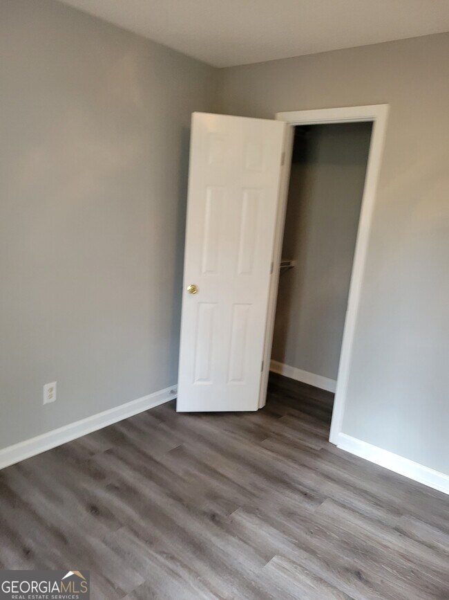 Building Photo - 6205 Sweetgum Trail