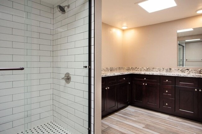 Building Photo - 1383 N Calle Hermosa