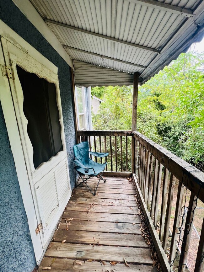 Building Photo - Charming 3bdrm/1.5bth Home Conveniently Located in Richmond's North Highland Park Subdivision w/P...