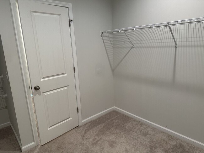 Building Photo - 964 Longleaf Dr