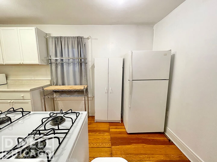 Building Photo - 1809 W Wabansia Ave