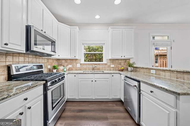 Building Photo - 3729 Inglewood Way