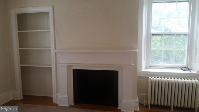 Building Photo - 211 S Henderson Rd