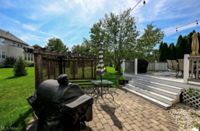 Building Photo - 4728 Wilshire Dr