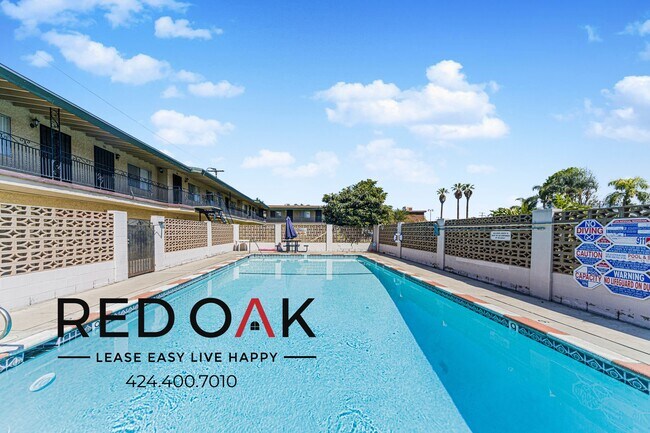 Building Photo - 11823 Lakewood Blvd