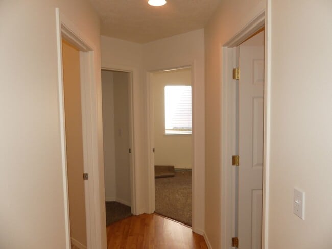 Building Photo - Cascadia Village Ranch Style Home - Moments from Downtown Sandy