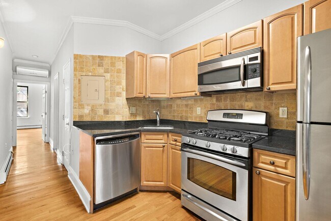 Building Photo - 227 3rd St