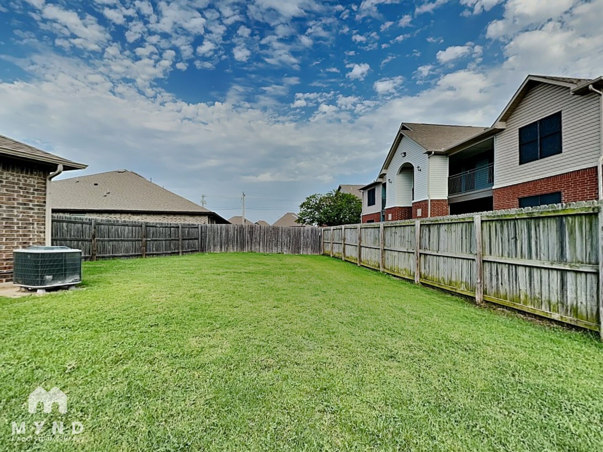 Building Photo - 1124 Merlin Dr