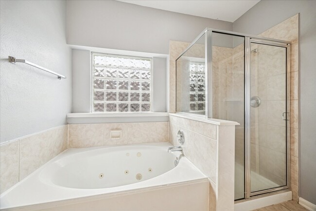 Building Photo - 17610 Forest Haven Trail