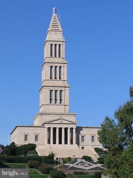 Building Photo - 113 N Fayette St