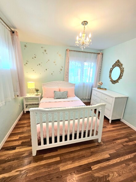 Building Photo - 3822 Aragon Dr