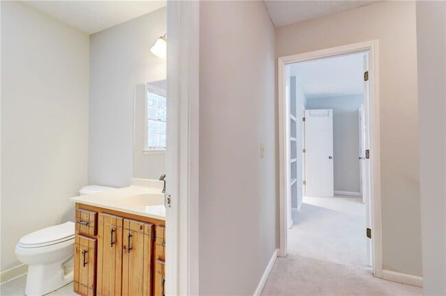 Building Photo - 1049 Seven Springs Cir NE