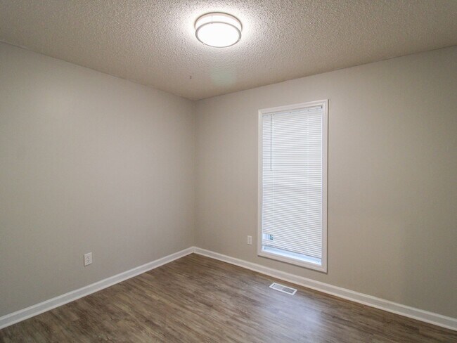 Building Photo - Nice Home in Meridianville!