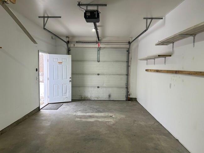 Building Photo - 6484 Wassim Cir