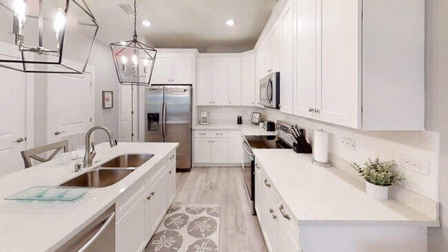 Building Photo - 114 Seabreeze Cir