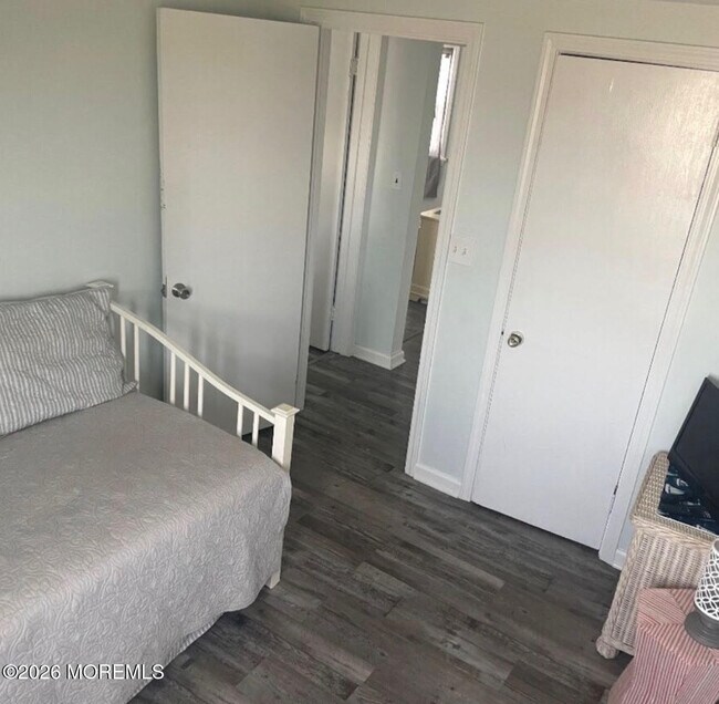 Building Photo - 1510R Bay Blvd