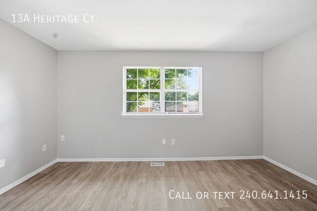 Building Photo - 13A Heritage Ct.-