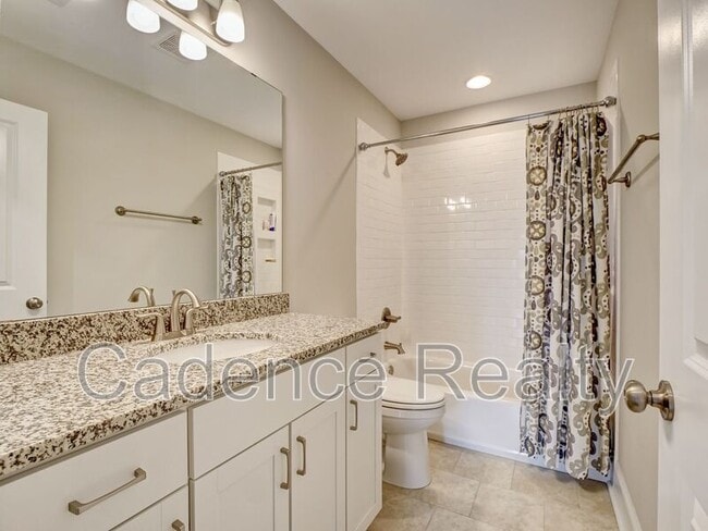 Building Photo - 7120 Maple Leaf Dr