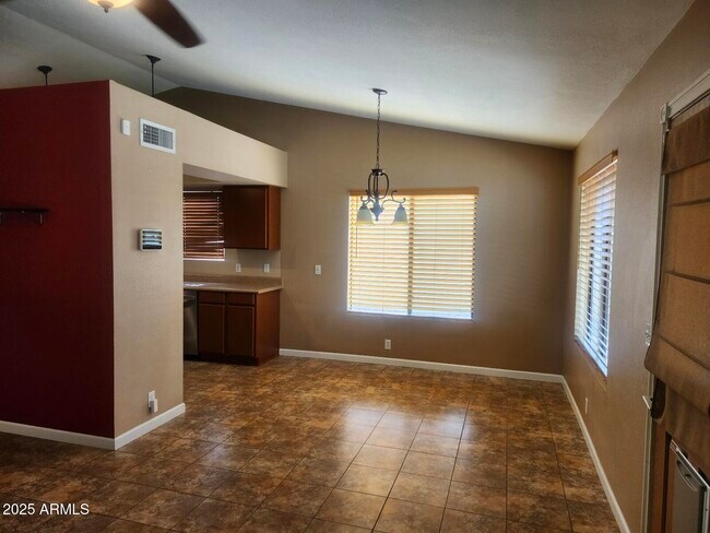 Building Photo - 8903 W El Caminito Dr