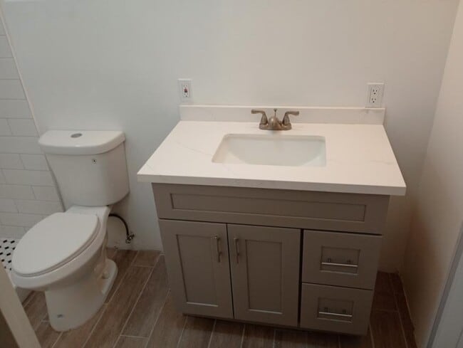 Building Photo - 1 bedroom in Eloy AZ 85131-2588