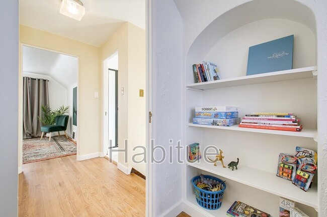 Building Photo - 1617 N 12th St