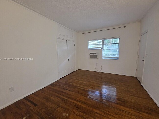 Building Photo - 850 Jefferson Ave