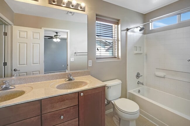 Building Photo - 7630 E Ocotillo Overlook Dr