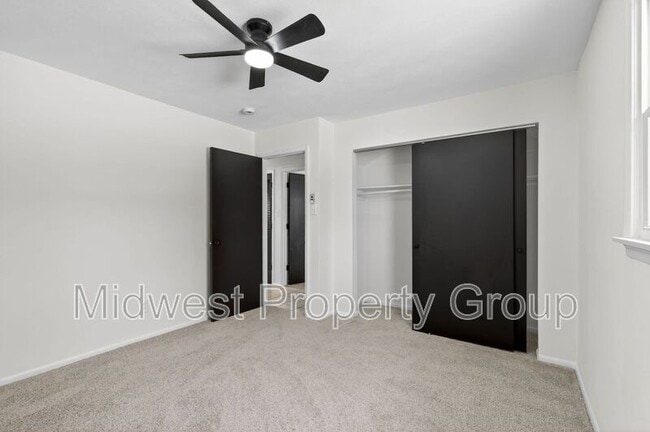 Building Photo - 5165 Westwood Dr