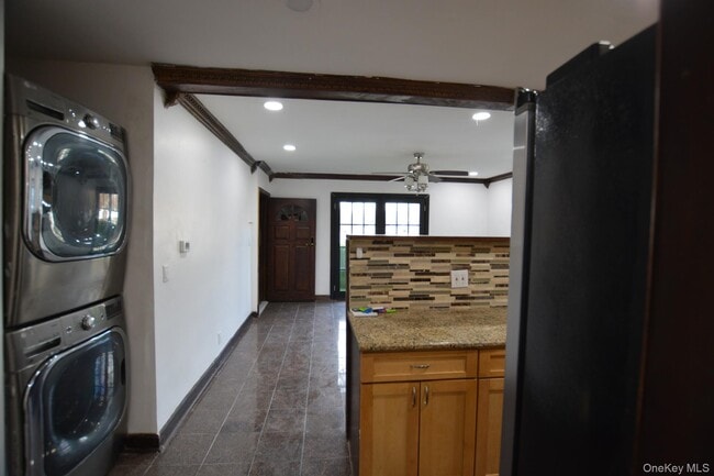 Building Photo - 82-01-82251 251st St