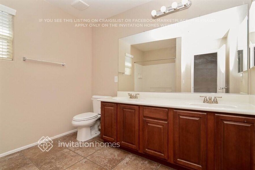 Building Photo - 12794 W Pasaro Dr