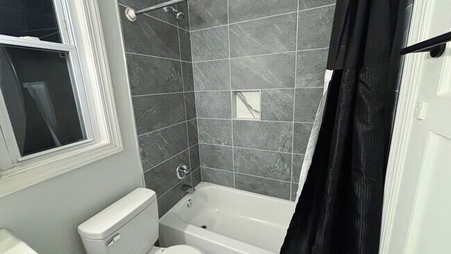 Building Photo - 2712 Beryl Ave