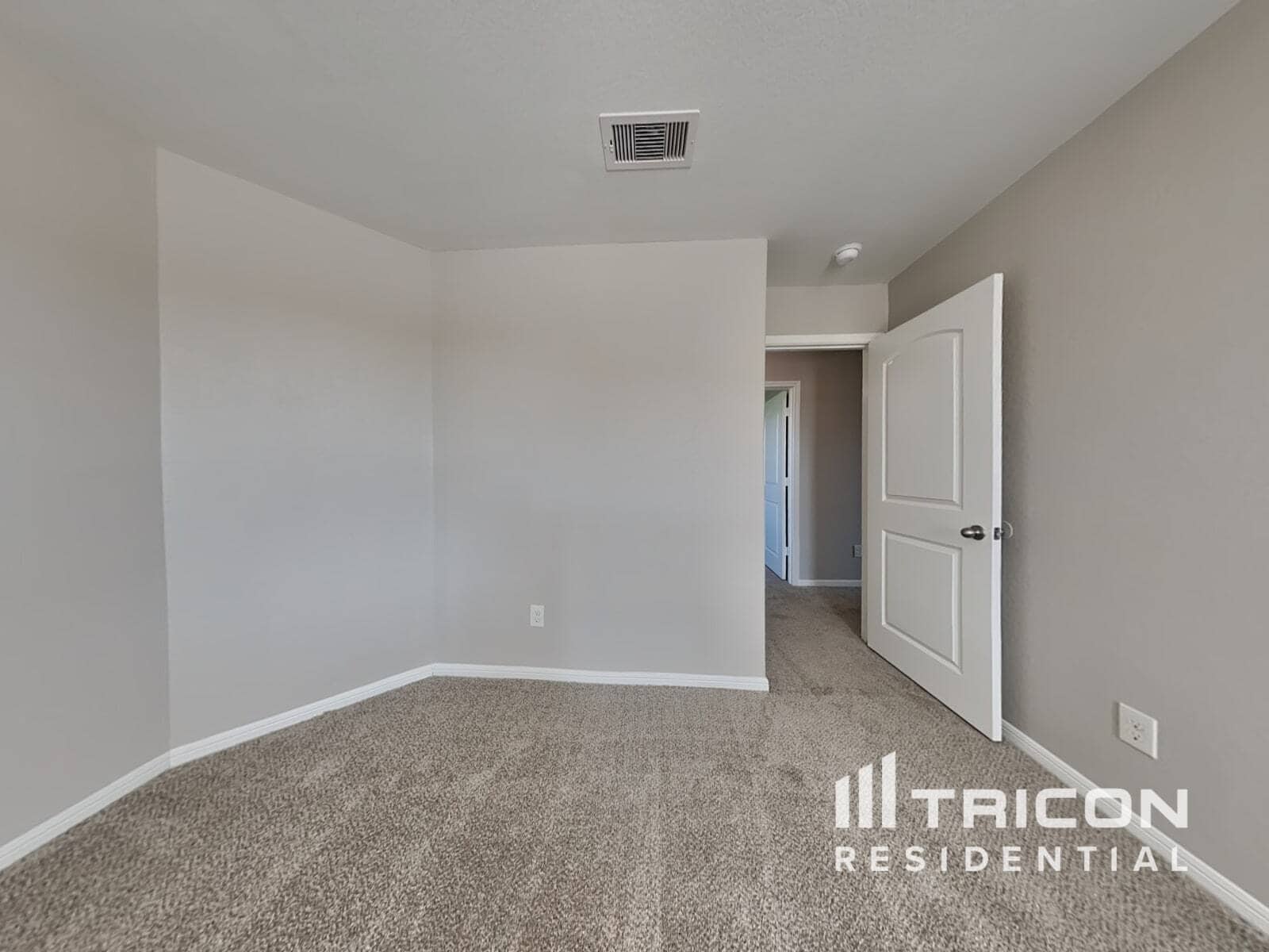 Building Photo - 652 Totem Trail Dr