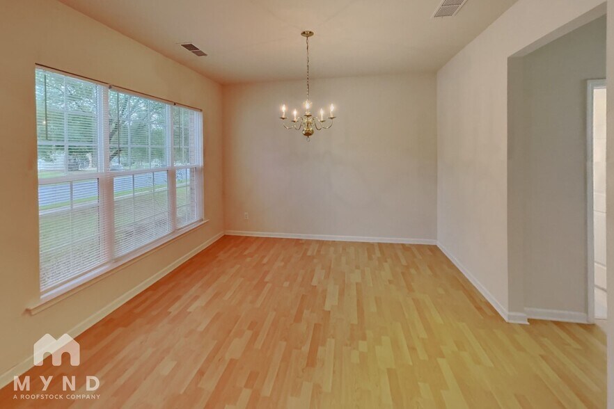 Building Photo - 10629 Claude Freeman Dr