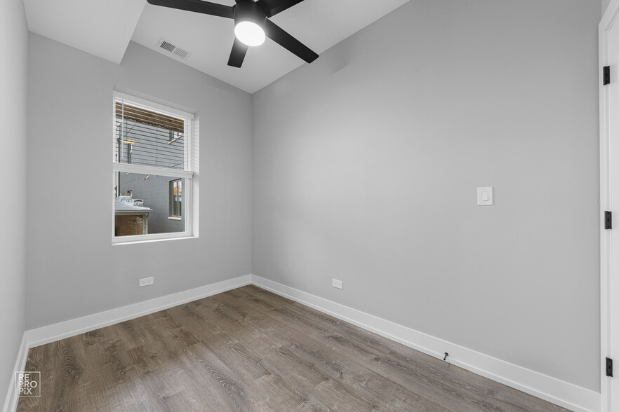 Building Photo - 2317 W Taylor St