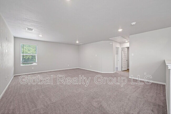 Building Photo - 4018 Fallow Xing