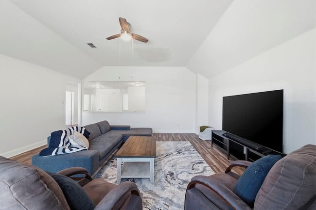 Building Photo - 4943 Sunset Ridge Dr