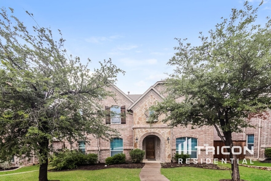 Primary Photo - 1074 Gentle Wind Ln