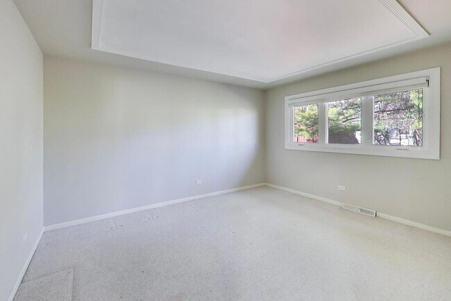 Building Photo - 2616 N Dryden Pl