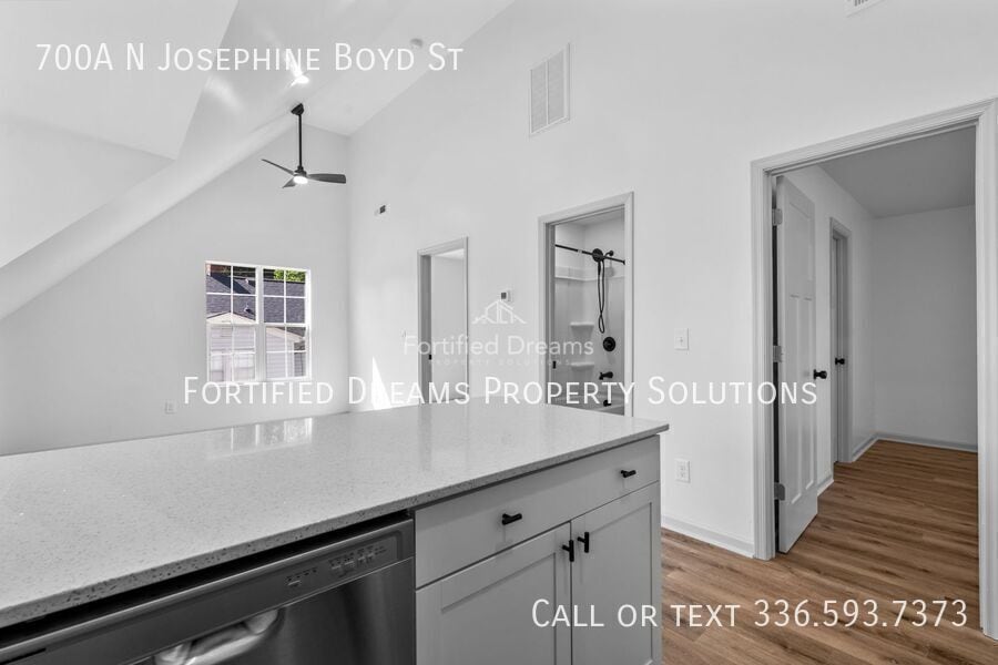 Building Photo - 700 N Josephine Boyd St